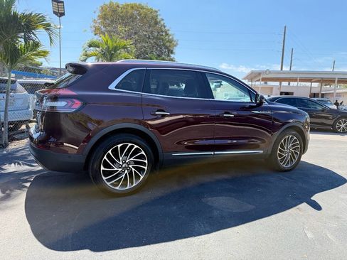 Used 2020 Lincoln Nautilus Reserve w/ Equipment Group 201A image 10