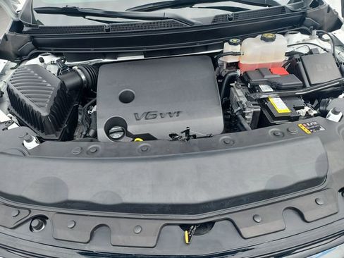 Used 2023 Buick Enclave Essence FWD image 23