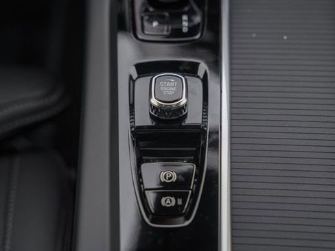 New 2026 Volvo XC60 B5 Ultra w/ Protection Package Premier image 27