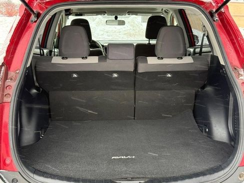 Used 2014 Toyota RAV4 XLE image 9