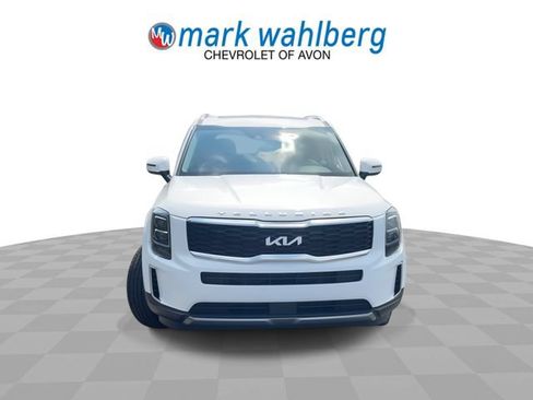 Used 2022 Kia Telluride EX w/ EX Premium Package AWD/4WD image 3