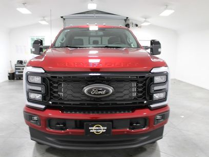 New 2026 Ford F250 Lariat w/ Black Appearance Package