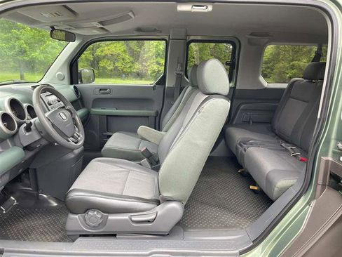 Used 2005 Honda Element EX image 57