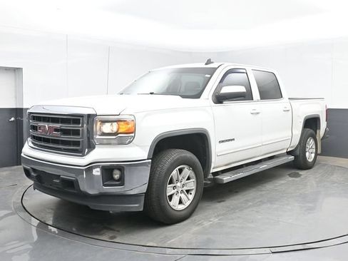 Used 2015 GMC Sierra 1500 SLE w/ SLE Value Package RWD image 5