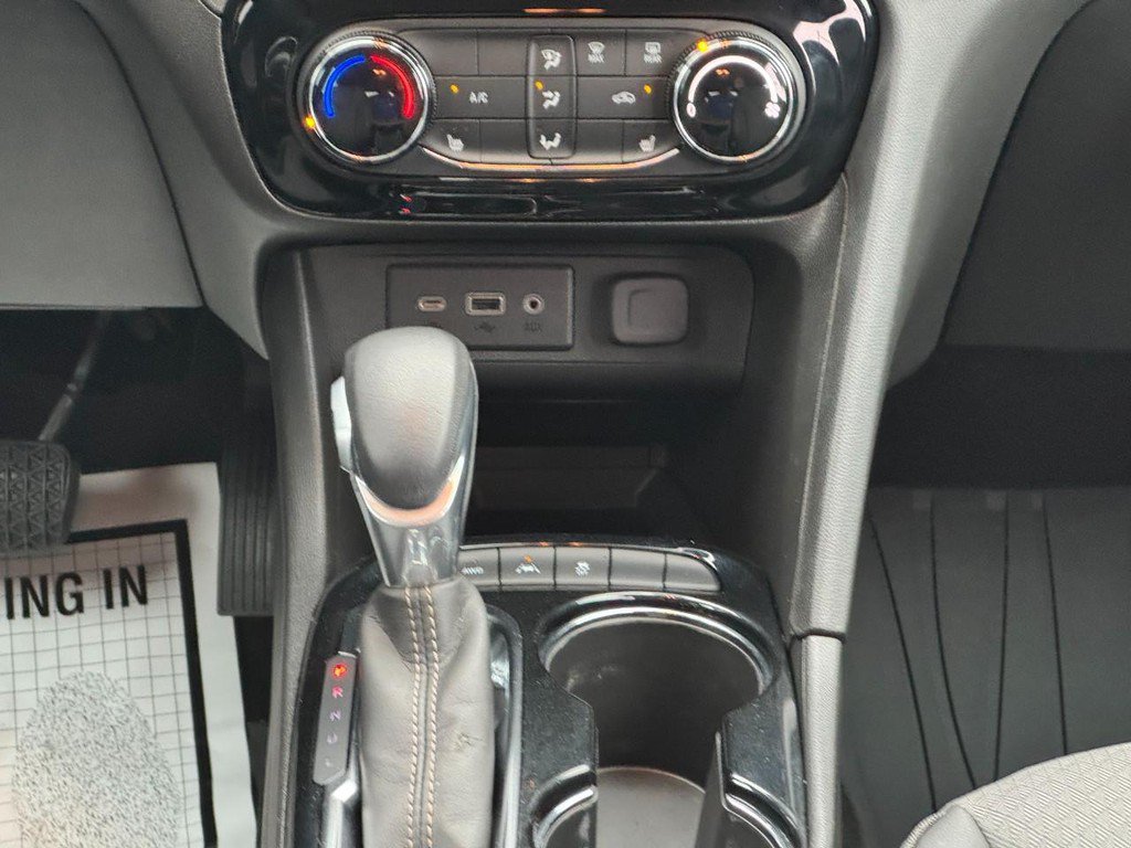 Certified 2023 Buick Encore GX Preferred w/ Cold Weather Comfort Package AWD/4WD image 14