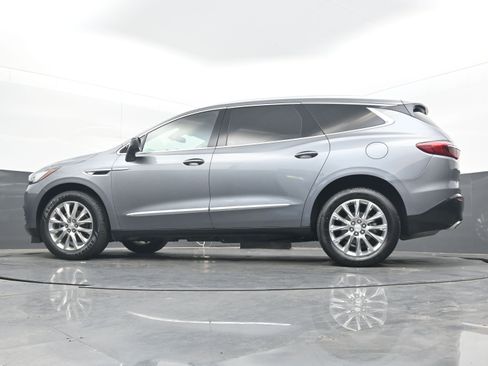 Used 2018 Buick Enclave Premium w/ Experience Buick Package image 24