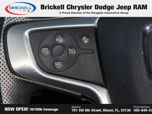 Used 2023 GMC Acadia SLE image 30