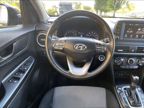 Used 2019 Hyundai Kona SEL AWD/4WD image 5