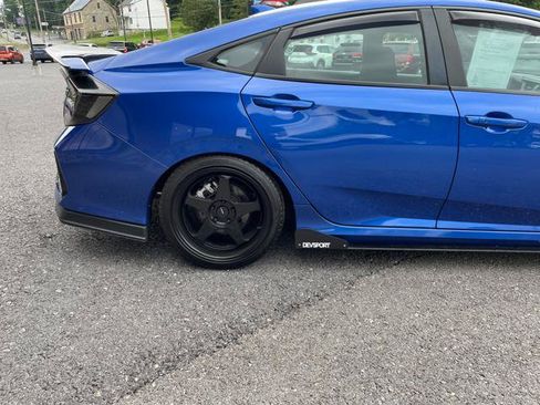Used 2018 Honda Civic Si image 8