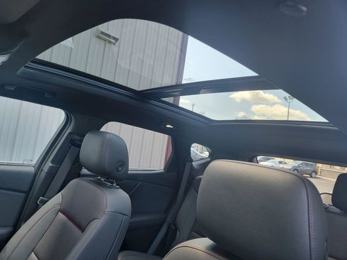 Used 2023 Chevrolet Blazer RS w/ Enhanced Convenience Package image 30