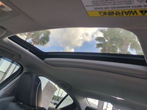 Used 2021 Acura ILX w/ Premium Package image 18