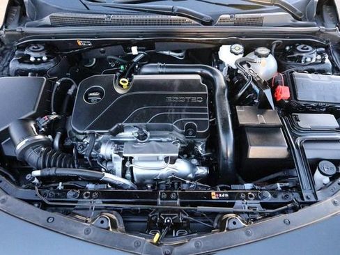 Used 2024 Chevrolet Malibu LT image 25