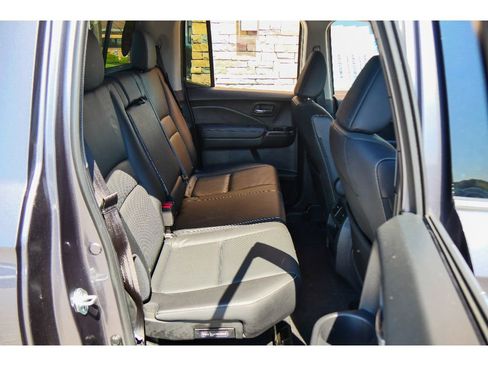 Used 2023 Honda Ridgeline RTL-E image 19