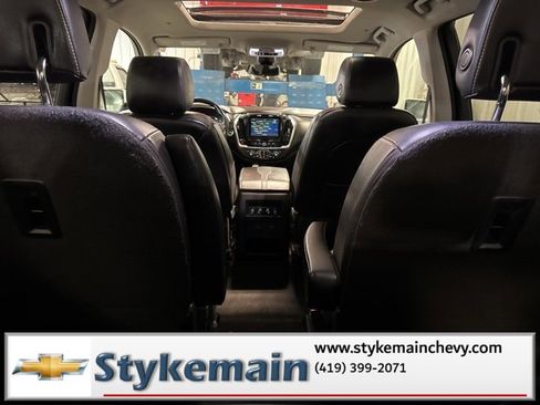 Used 2018 Chevrolet Traverse Premier w/ Driver Confidence II Package image 15