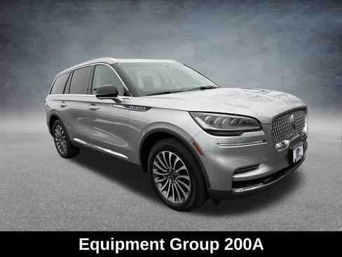 Used 2024 Lincoln Aviator Reserve image 9