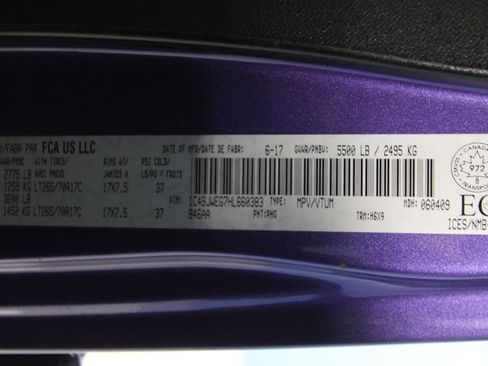 Used 2017 Jeep Wrangler Unlimited Sahara image 36