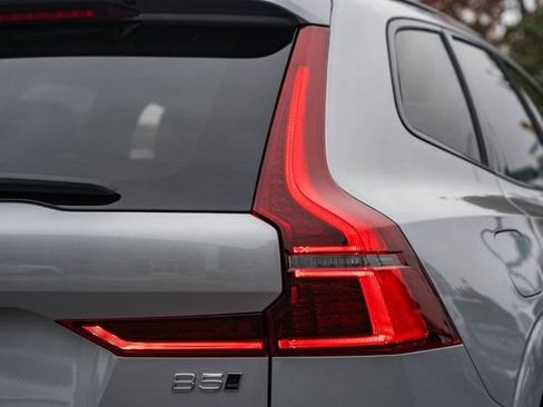 Used 2026 Volvo XC60 B5 Plus w/ Protection Package Premier AWD/4WD image 6