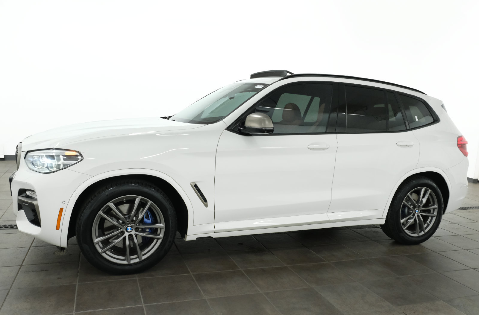 Used 2019 BMW X3 M40i w/ Premium Package AWD/4WD image 2