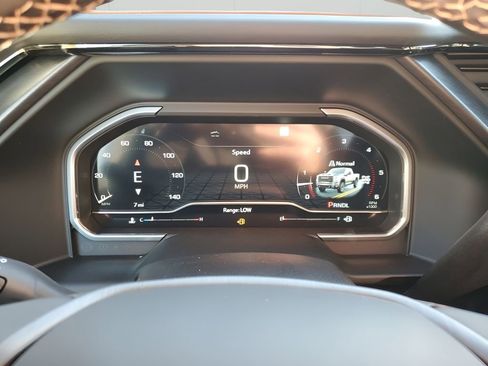 New 2025 GMC Sierra 2500 AT4 w/ AT4 Premium Plus Package image 36