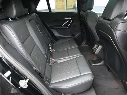 Used 2025 BMW X2 xDrive28i AWD/4WD image 14