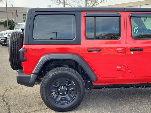 Used 2021 Jeep Wrangler Unlimited Sport image 6