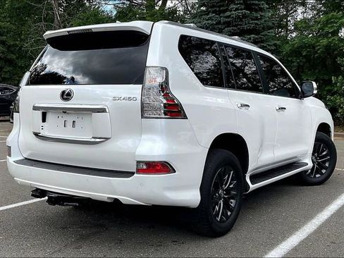 Used 2023 Lexus GX 460 Premium w/ Premium Package AWD/4WD image 4