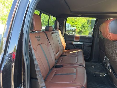 Used 2018 Ford F150 King Ranch w/ Equipment Group 601A Luxury AWD/4WD image 17