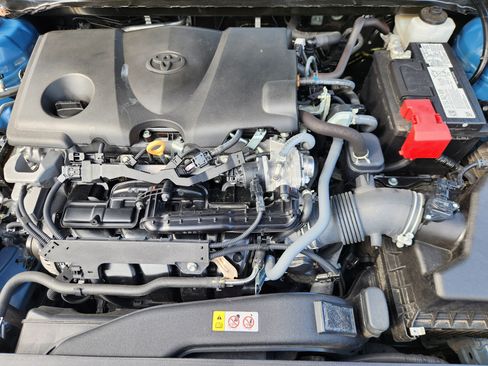 Used 2024 Toyota Camry SE FWD image 17