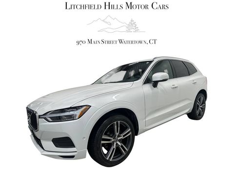 Used 2019 Volvo XC60 T5 Momentum w/ Multimedia Package AWD/4WD image 1