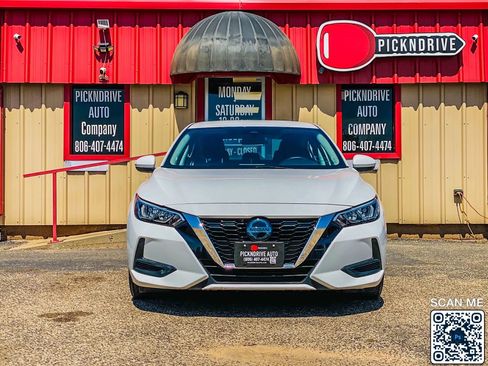 Used 2022 Nissan Sentra S image 3