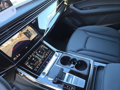 Used 2026 Audi Q7 3.0T Premium Plus image 25