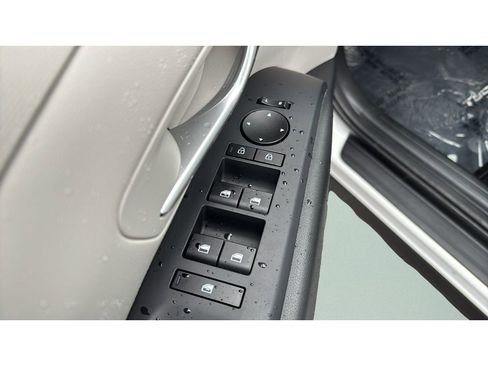 Used 2025 Hyundai Tucson SE AWD/4WD image 12