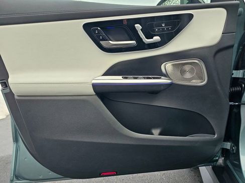 New 2026 Mercedes-Benz GLC 300 4MATIC image 19