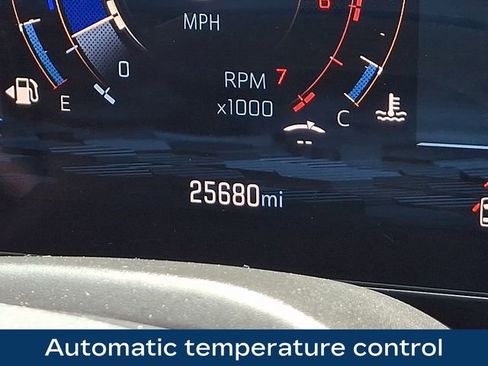 Used 2025 Chevrolet Tahoe Z71 AWD/4WD image 6