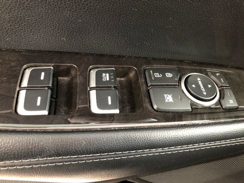 Used 2018 Kia Sorento L FWD image 38