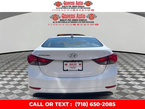 Used 2014 Hyundai Elantra SE FWD image 5
