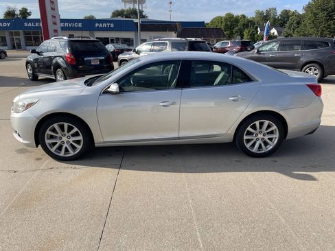 Used 2014 Chevrolet Malibu LT FWD image 2