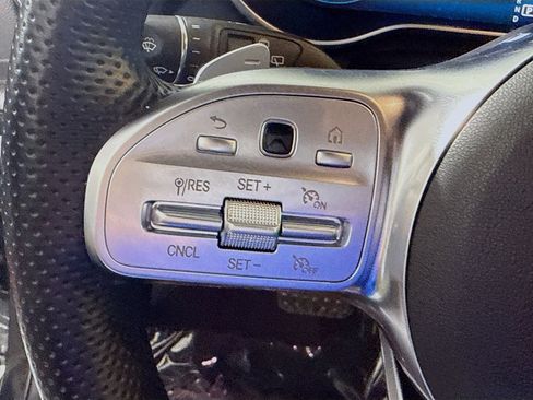 Used 2022 Mercedes-Benz GLC 300 image 14
