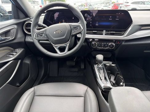 Used 2026 Chevrolet Trax ACTIV FWD image 16