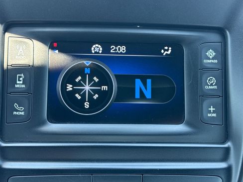 Used 2016 Chrysler 200 S FWD image 17