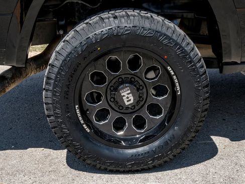 Used 2024 RAM 2500 Laramie w/ Night Edition AWD/4WD image 63