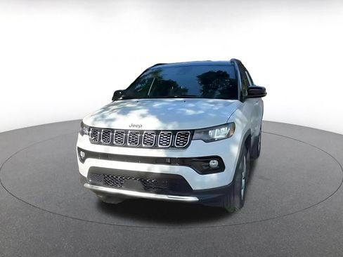 Used 2025 Jeep Compass Limited AWD/4WD image 8