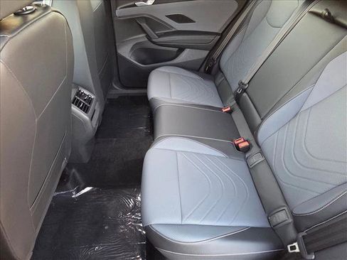 New 2026 Volkswagen Tiguan SE R-Line image 13