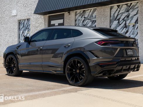 Used 2024 Lamborghini Urus S AWD/4WD image 10