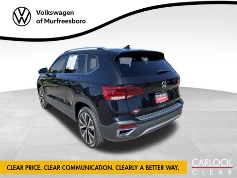 Certified 2023 Volkswagen Taos SE FWD image 6