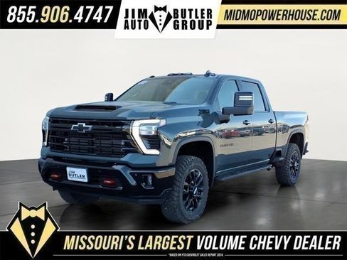 New 2026 Chevrolet Silverado 2500 LT w/ Trail Boss Package AWD/4WD image 1