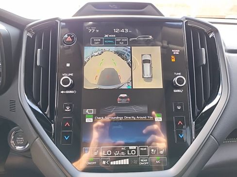 Used 2025 Subaru Ascent Bronze Edition image 37