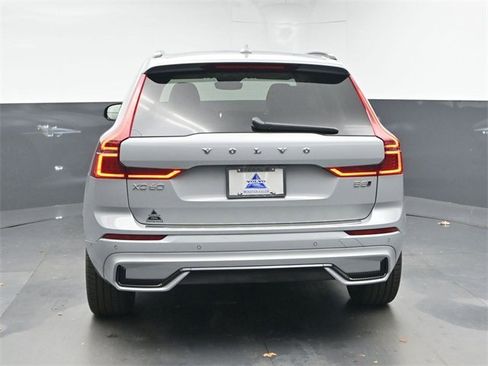 New 2026 Volvo XC60 B5 Ultra w/ Protection Package Premier image 7