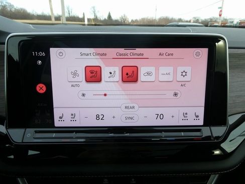 New 2026 Volkswagen Atlas SEL Premium R-Line AWD/4WD image 11