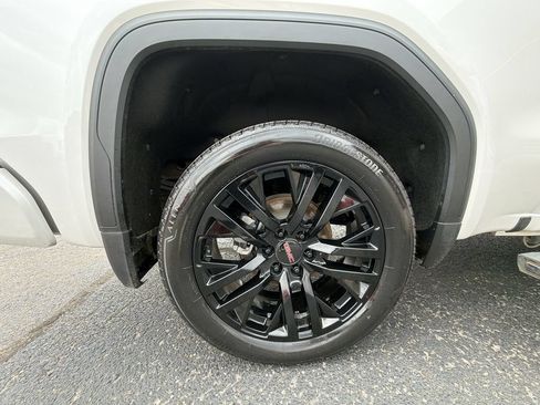 Certified 2024 GMC Sierra 1500 Denali AWD/4WD image 40